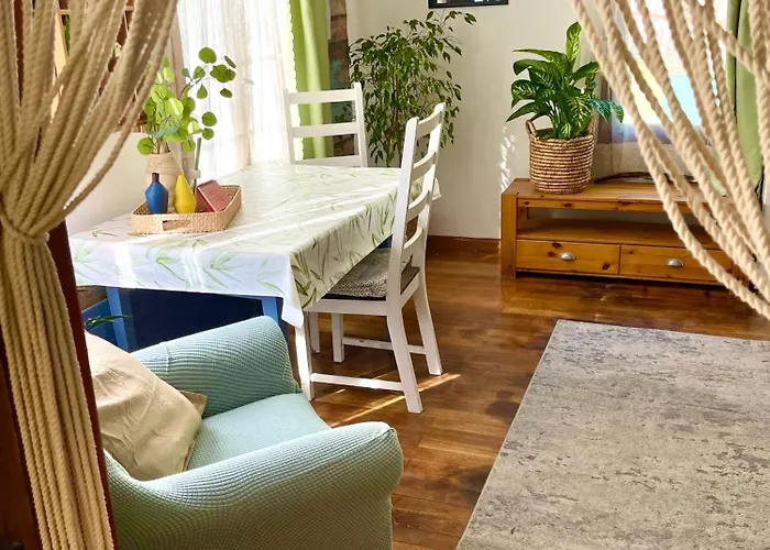 Private In An Old Near Vaduz منزل للإقامة *